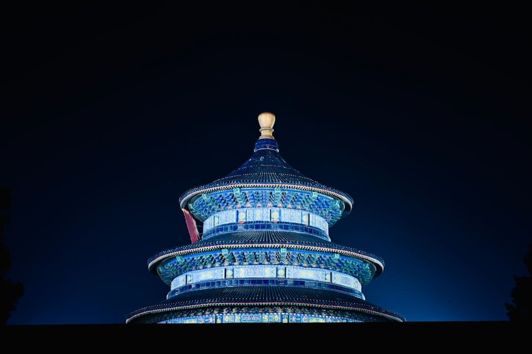 闫妮说忘了关晓彤姓啥 闫妮“微醺状态”再现江湖